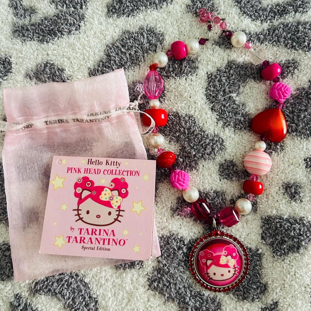 Tarina Tarantino pink head necklace